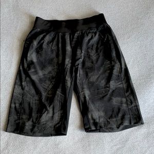 Men’s Lululemon Unlined Shorts Sz Small Great Cond